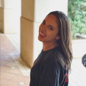 Meet your Posher, Isabella